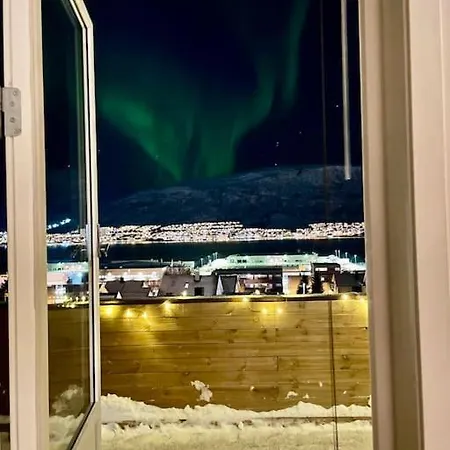 Golden View - Utsikt, Parkering, Nær Sentrum
