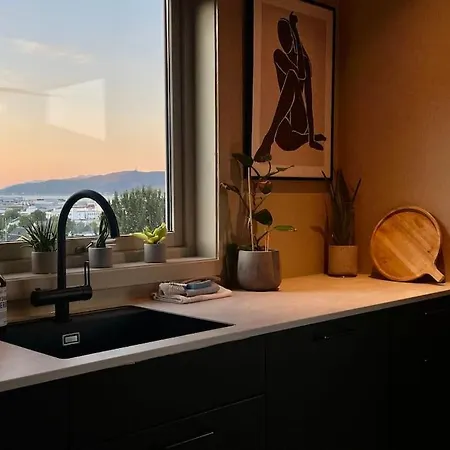The Golden View טרומסה